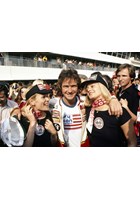 Barry Sheene with Grid Girls 